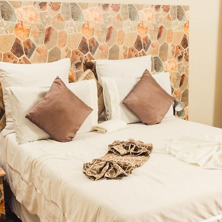 Apical Guesthouse Maun Buitenkant foto